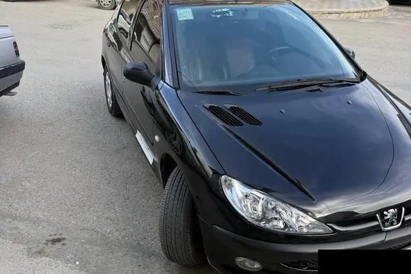 پژو، 206
