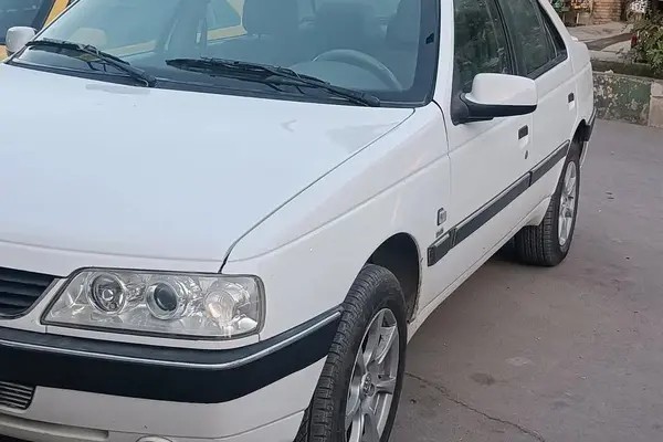 پژو، 405