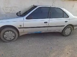 پژو، 405