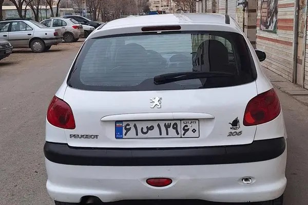 پژو، 206