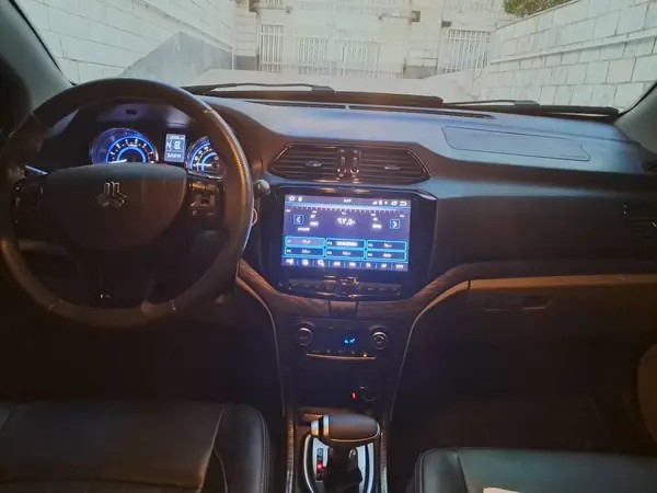 شاهین، G اتومات