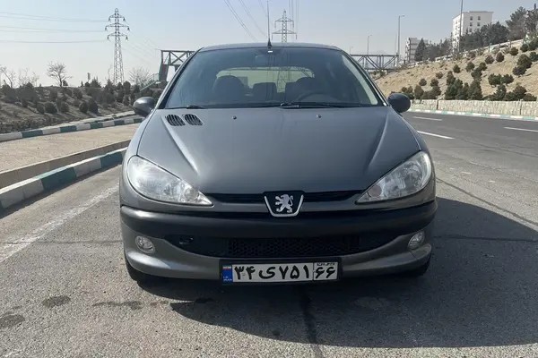 پژو، 206