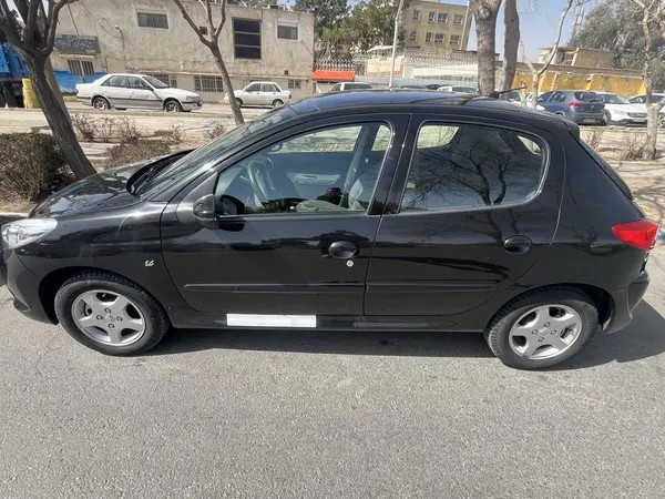 پژو، 207