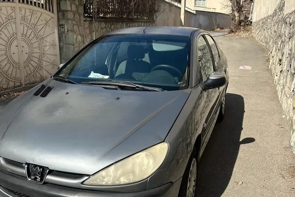 پژو، 206 SD