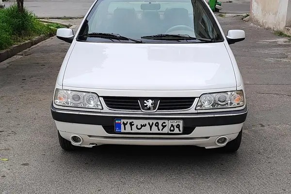 پژو، 405
