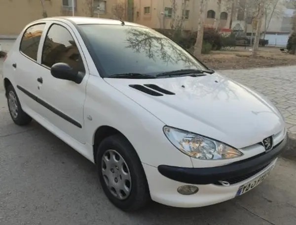 پژو، 206