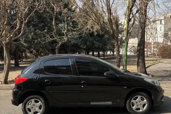 پژو، 207