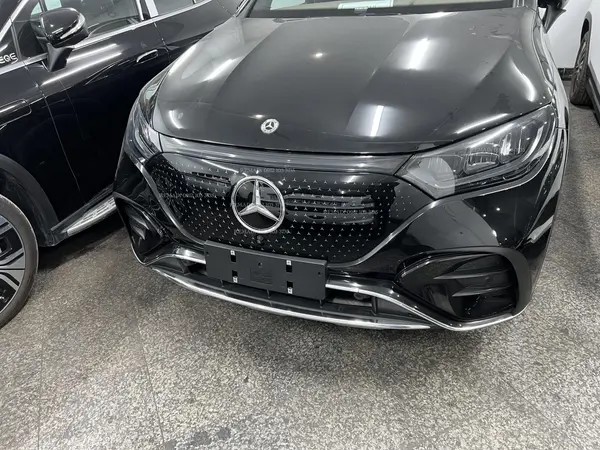بنز، EQE SUV