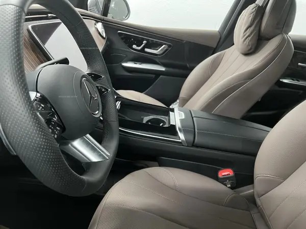 بنز، EQE SUV