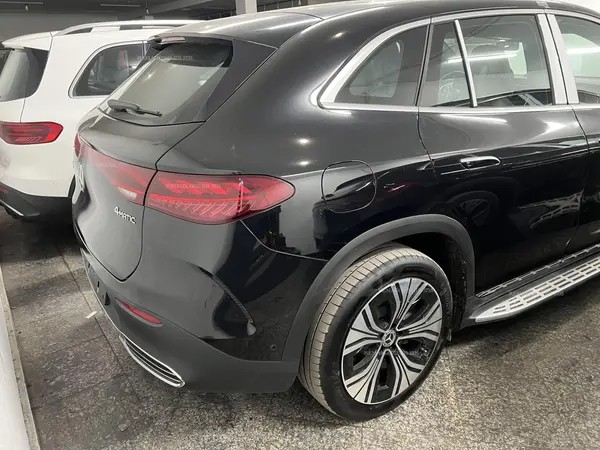 بنز، EQE SUV