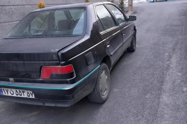 پژو، 405