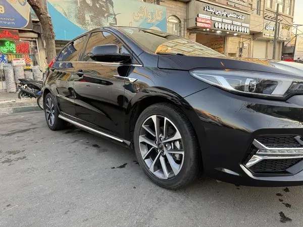فونیکس، آریزو 6 پرو