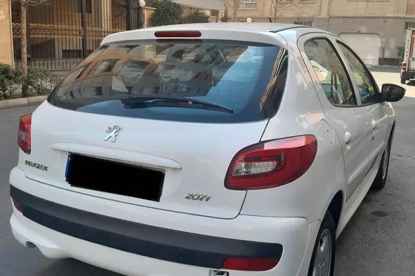 پژو، 207