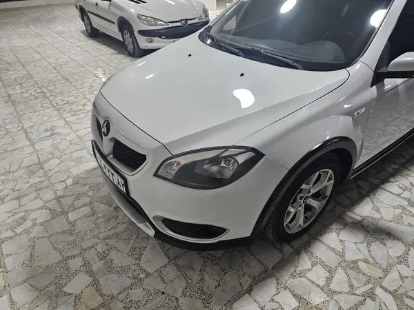 برلیانس، H330