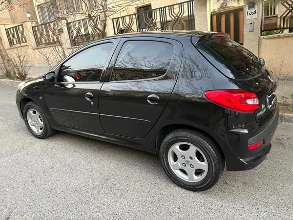 پژو، 207