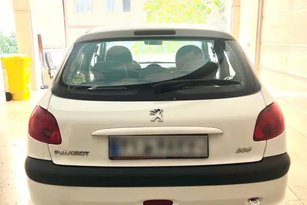 پژو، 206