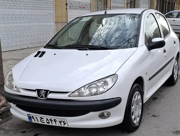 پژو، 206
