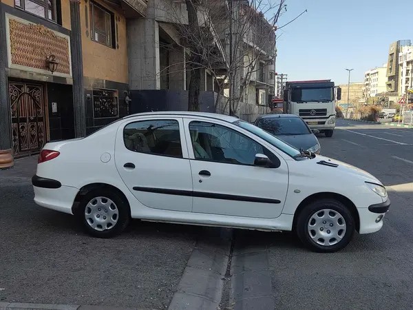 پژو، 206 SD