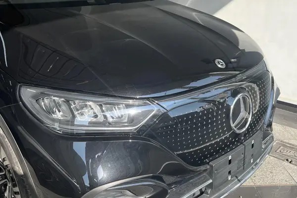 بنز، EQE SUV