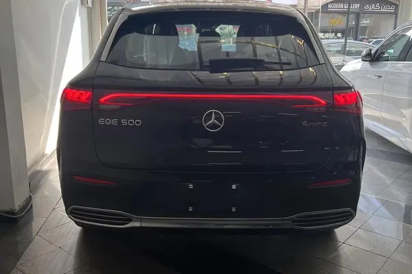 بنز، EQE SUV