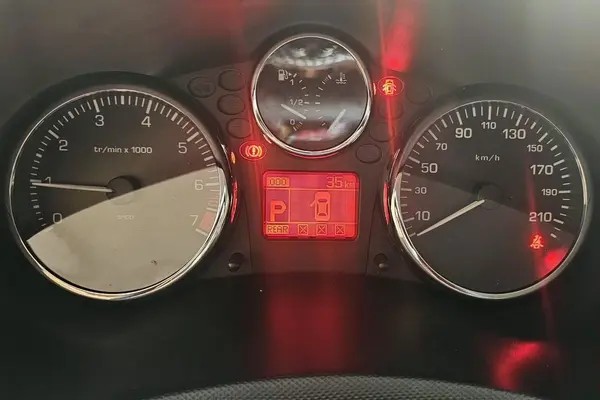 پژو، 207