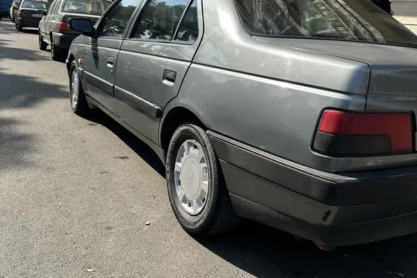 پژو، 405