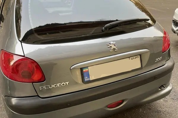 پژو، 206