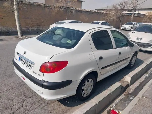 پژو، 206 SD