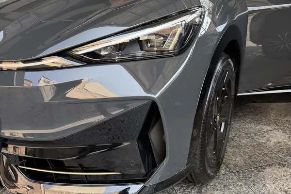 فولکس، آی دی یونیکس