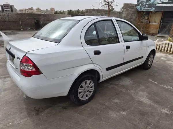 تیبا، صندوق دار