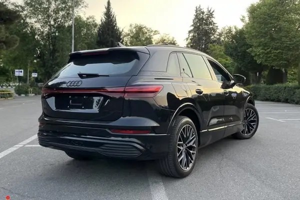 آئودی، Q5 e-tron