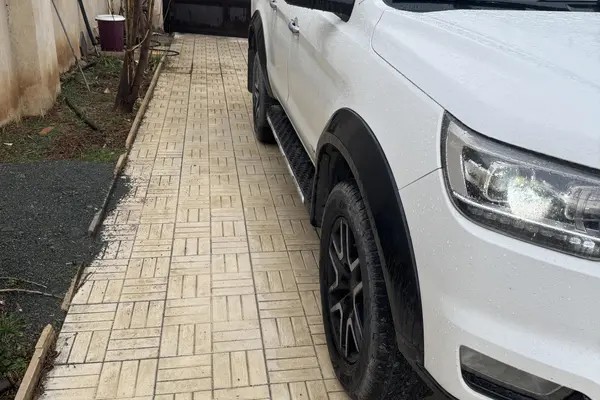 کی ام سی، T8
