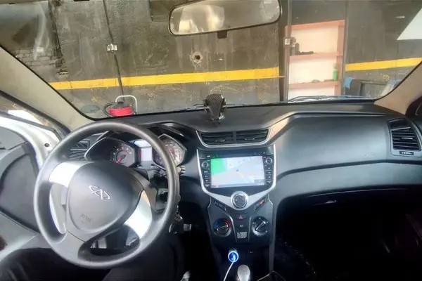 ام وی ام، 315هاچ بک