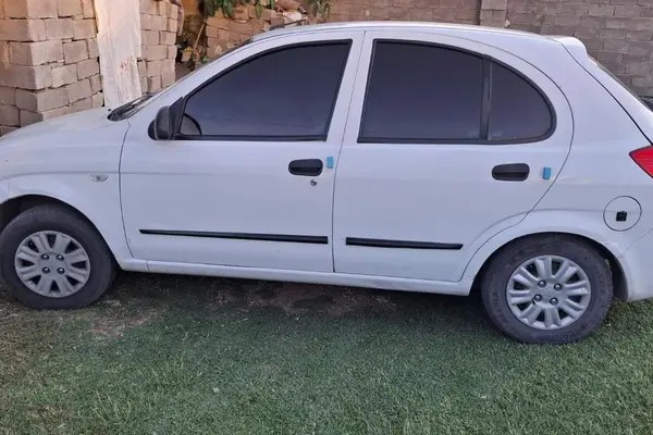 تیبا، هاچ بک