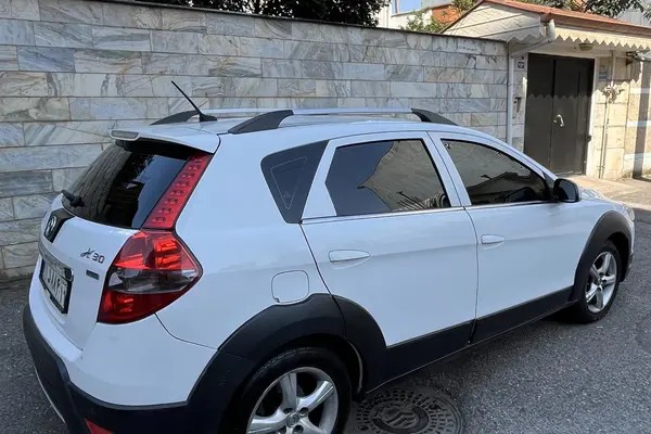 دانگ فنگ، H30 کراس