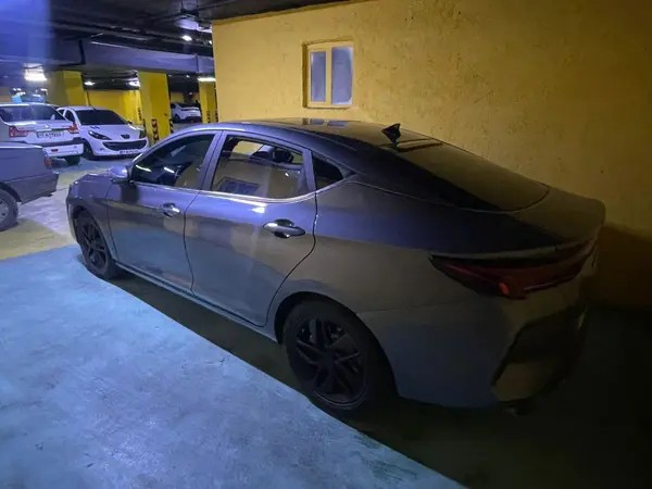کی ام سی، J7