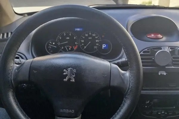 پژو، 206 SD
