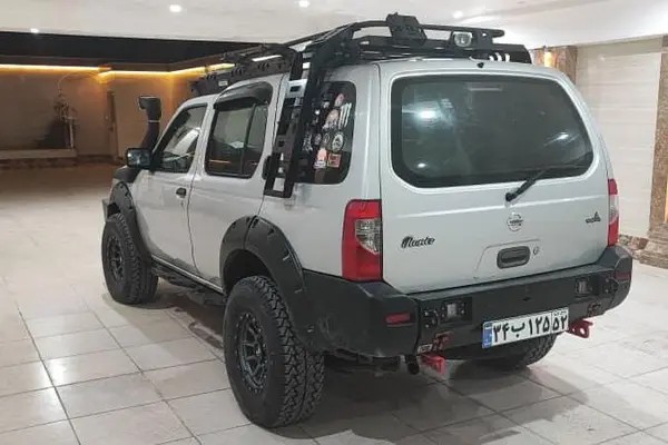 نیسان، رونیز