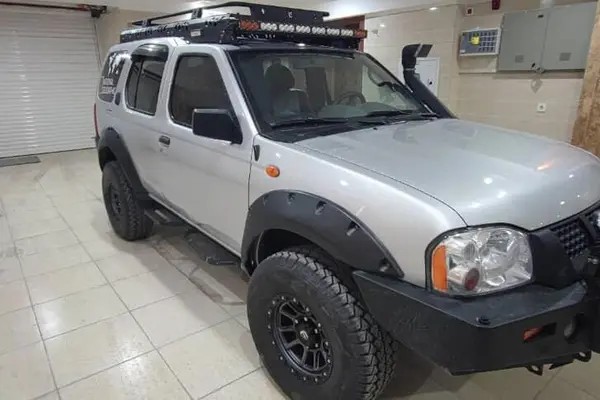 نیسان، رونیز