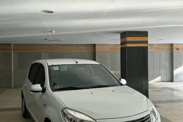 رنو، ساندرو