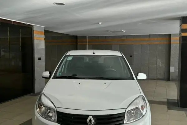 رنو، ساندرو