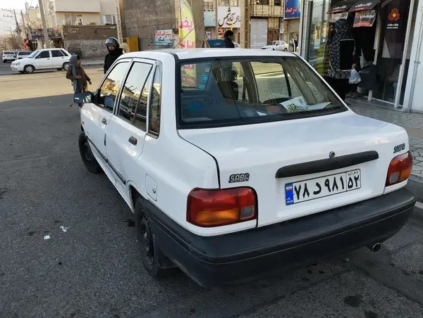 پراید، صندوق دار