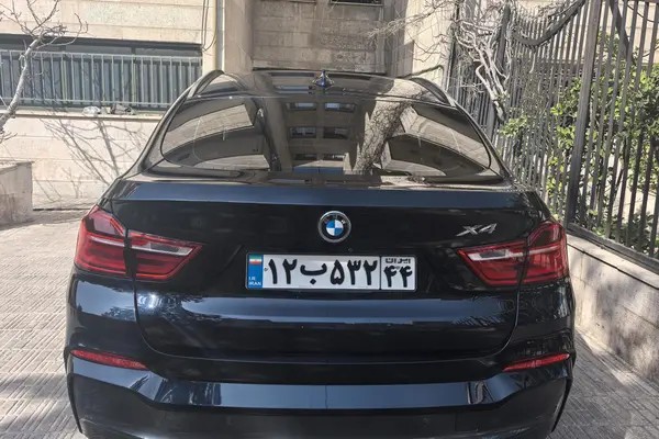 ب ام و، X4