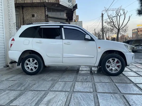 ام وی ام، X33