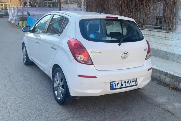 هیوندای، i20