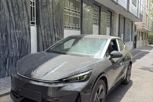فولکس، آی دی یونیکس