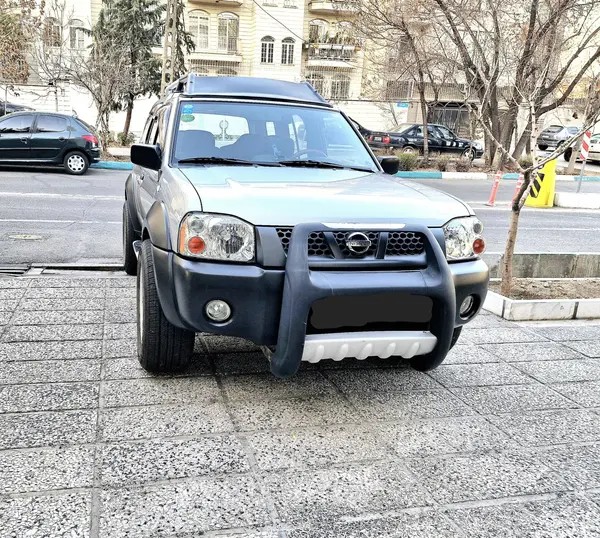 نیسان، رونیز