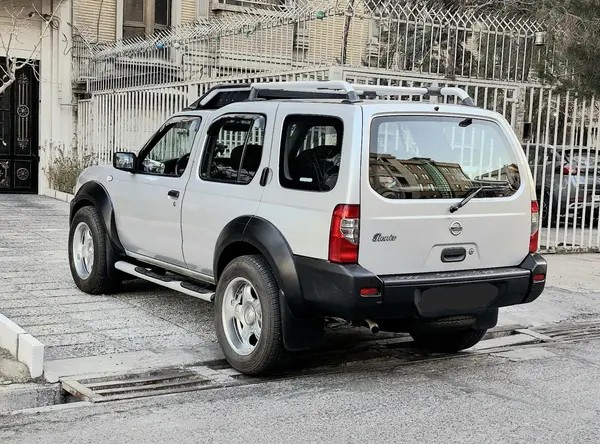 نیسان، رونیز