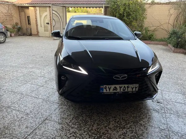 فونیکس، آریزو 6 جی تی (Z6 GT)