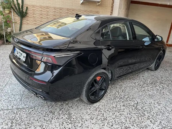 فونیکس، آریزو 6 جی تی (Z6 GT)
